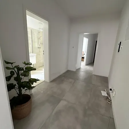 2-izbovy Valmar V Centre Piestan *